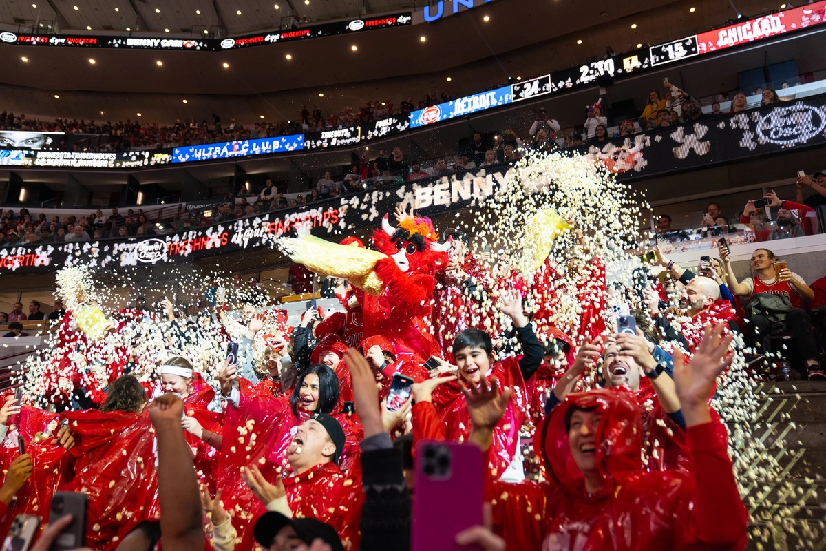 Benny Splash Zone Chicago Bulls