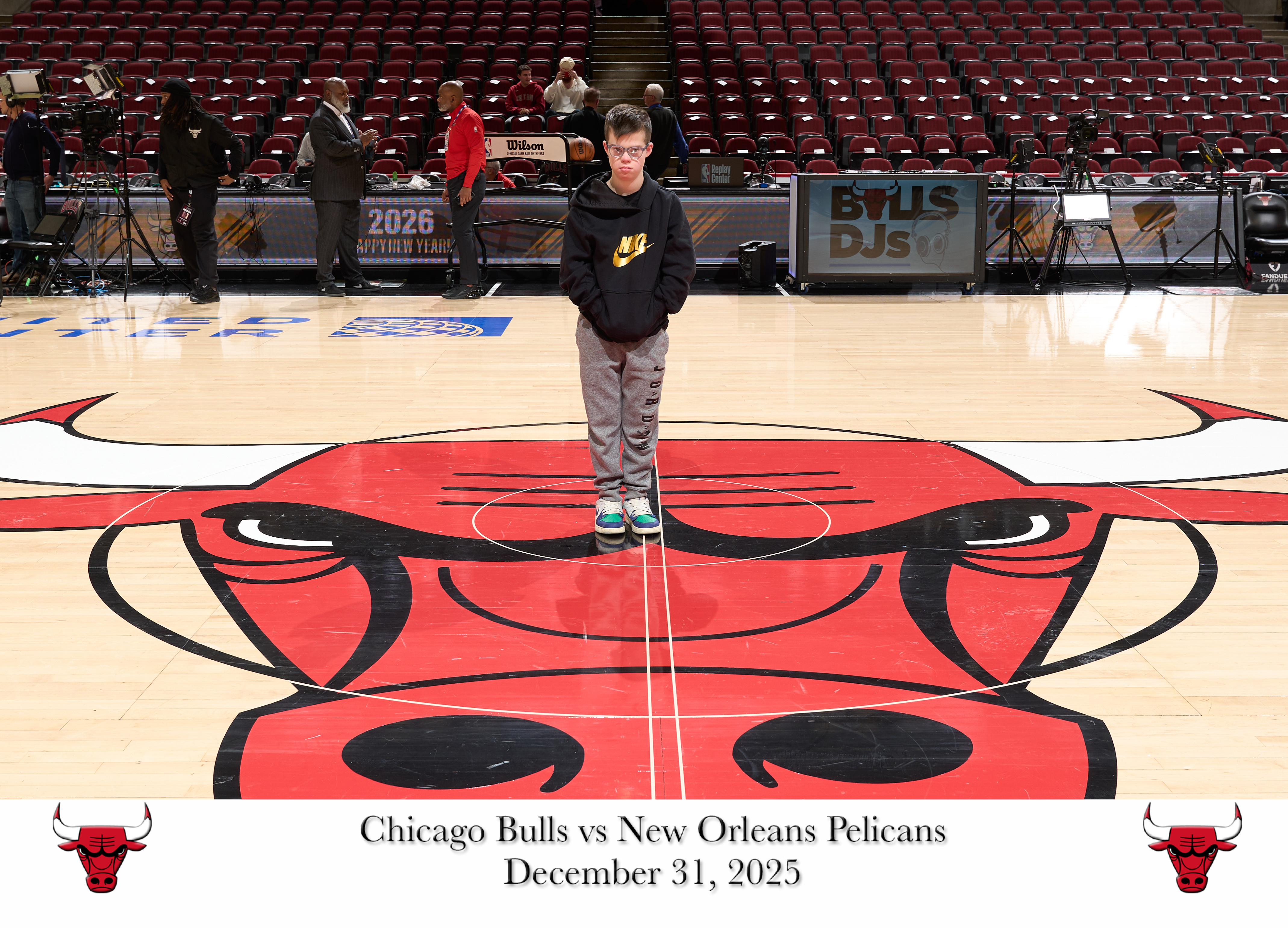 Well-rounded Bulls leaning on each other as Hawks pay a visit - Field Level  Media - Professional sports content solutions | FLM, image size:4277x3083